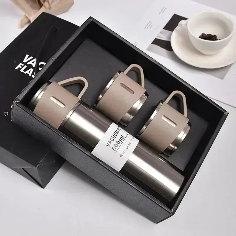 Gourde isotherme avec tasse
