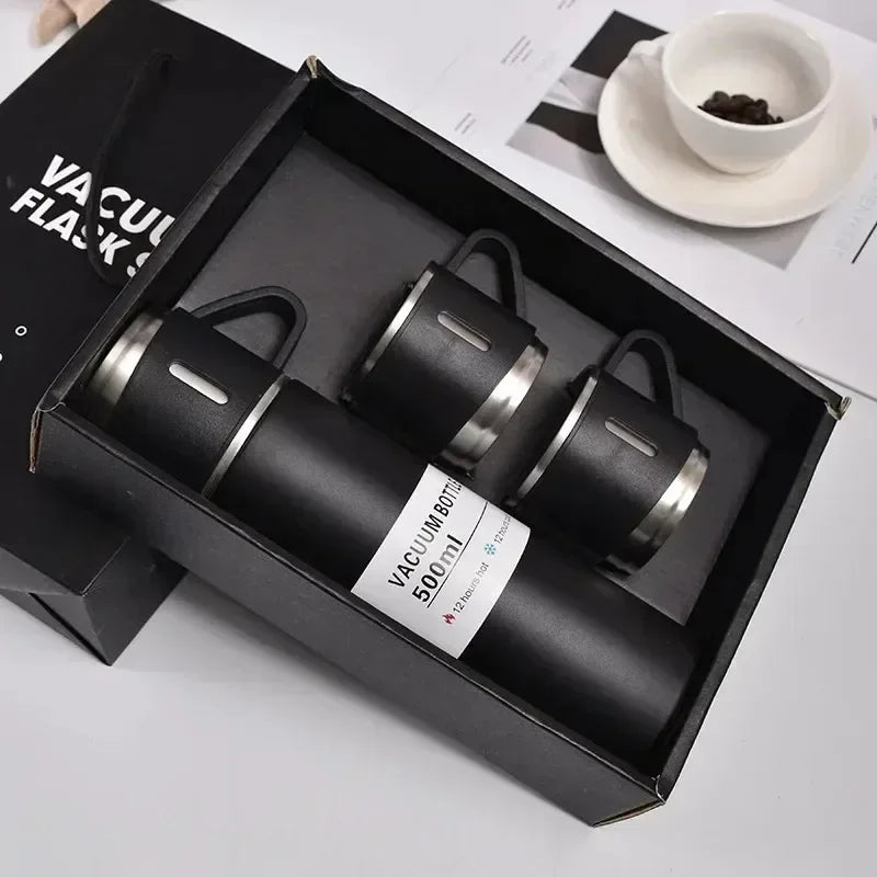 Gourde isotherme avec tasse